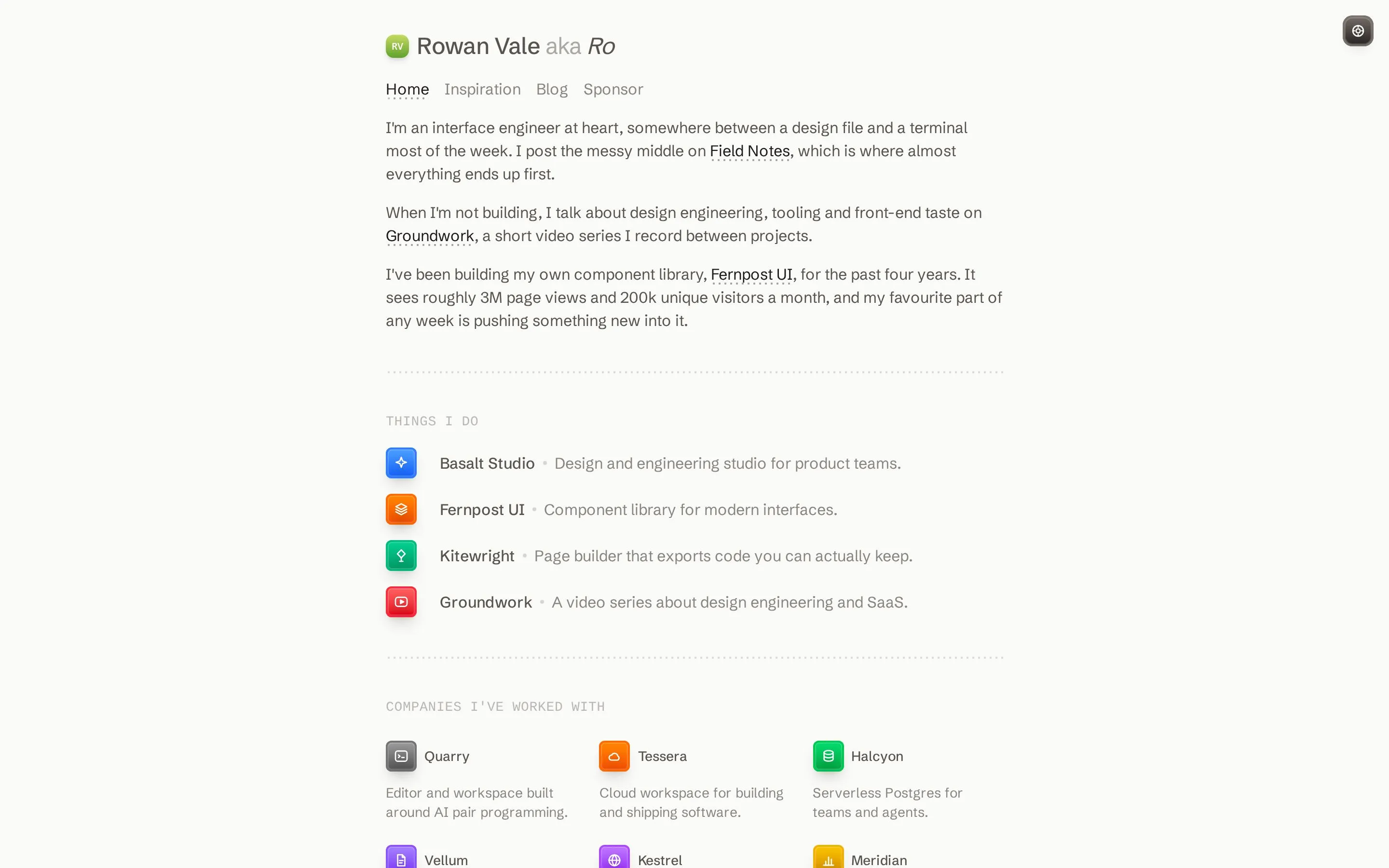 Minimalist Portfolio — Hero